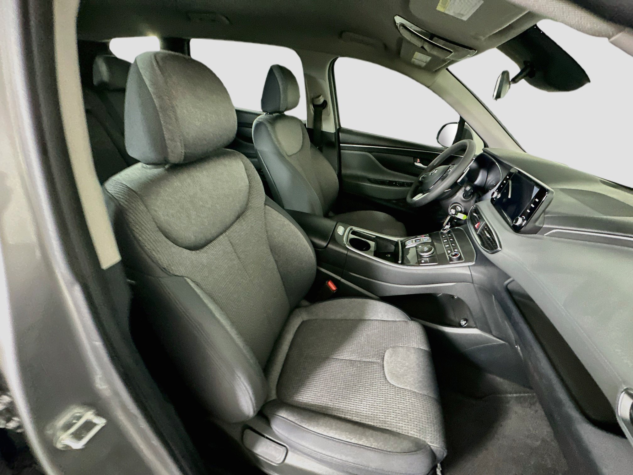 Used 2023 Hyundai Santa Fe SE FWD image 29