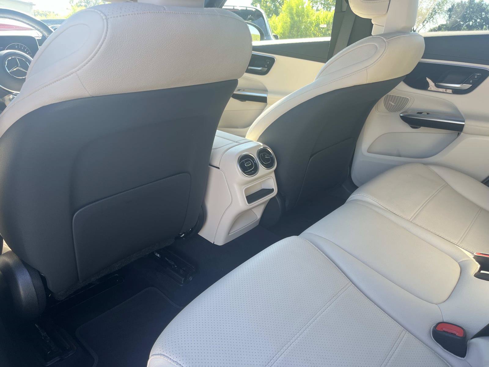 Certified 2025 Mercedes-Benz GLC 350e 4MATIC image 18
