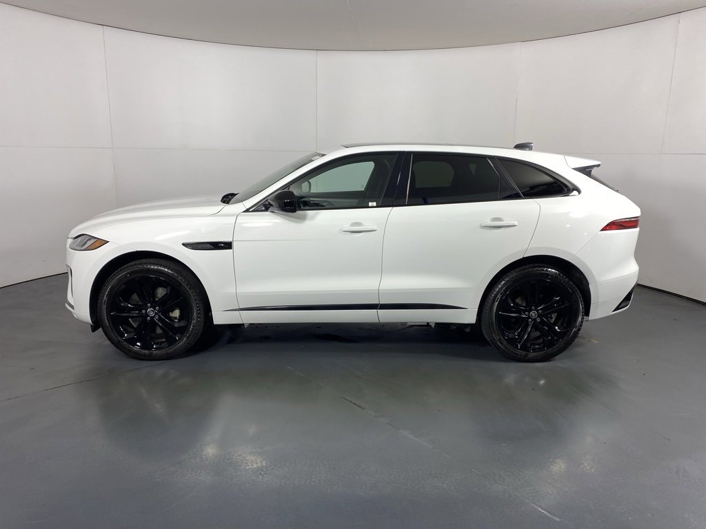 Used 2025 Jaguar F-PACE R-Dynamic S image 8