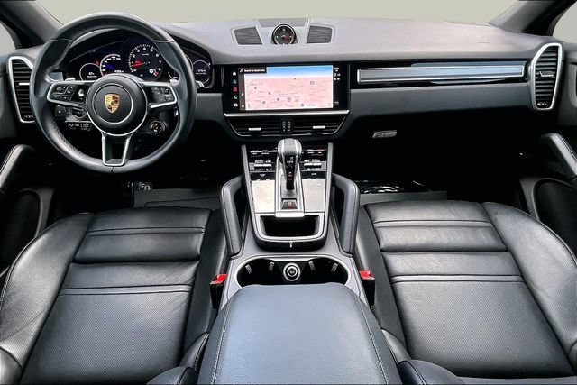 Used 2023 Porsche Cayenne Platinum Edition AWD/4WD image 9