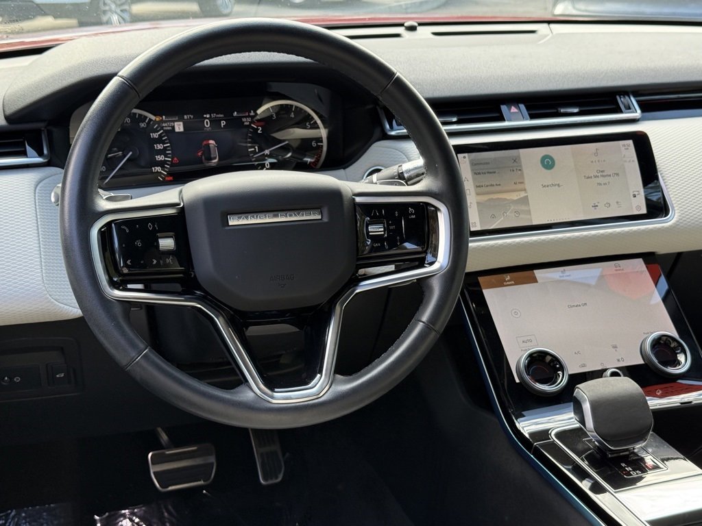 Used 2023 Land Rover Range Rover Velar R-Dynamic S image 28