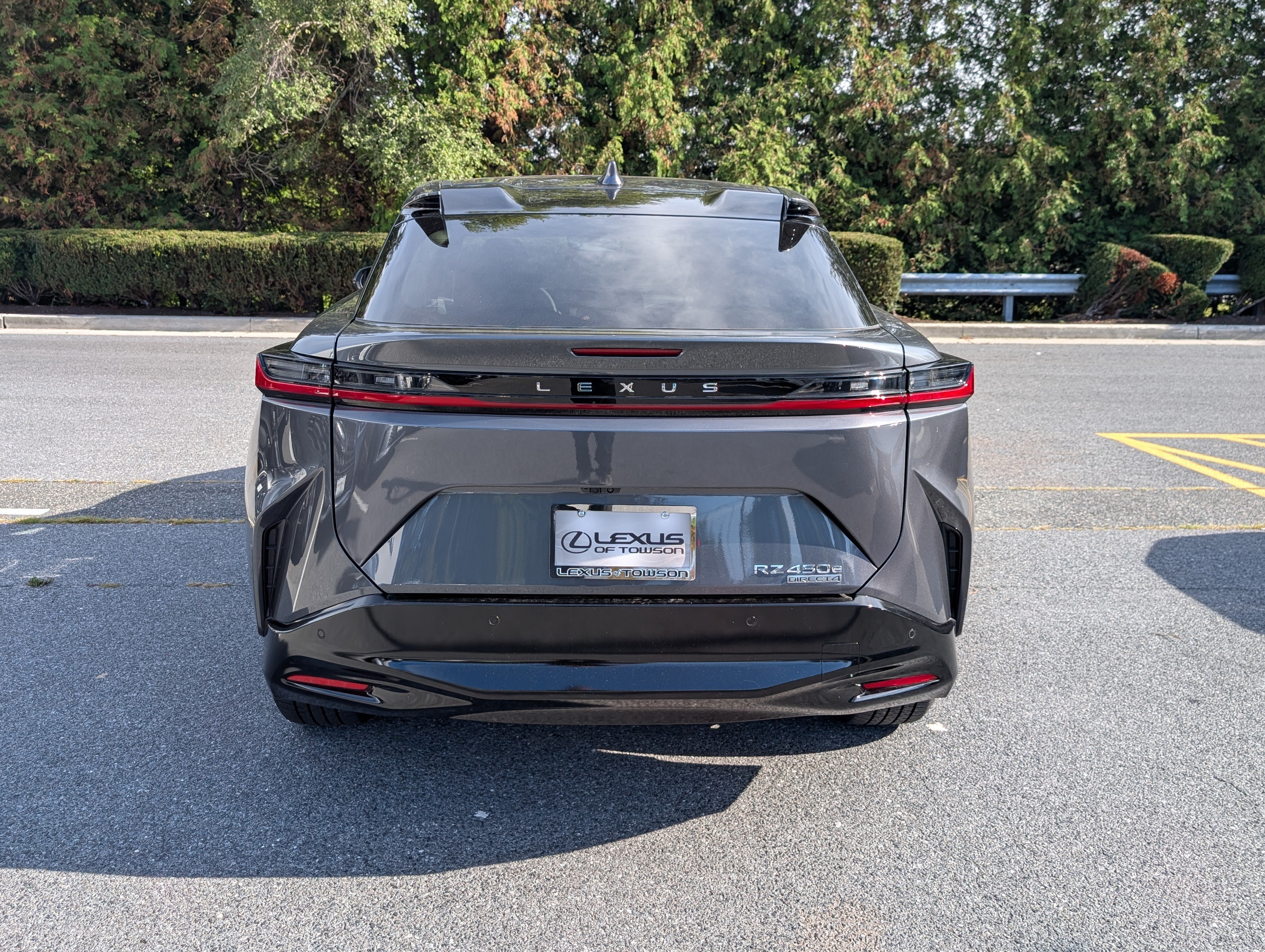 Certified 2026 Lexus RZ 450e AWD w/ Technology Package image 4