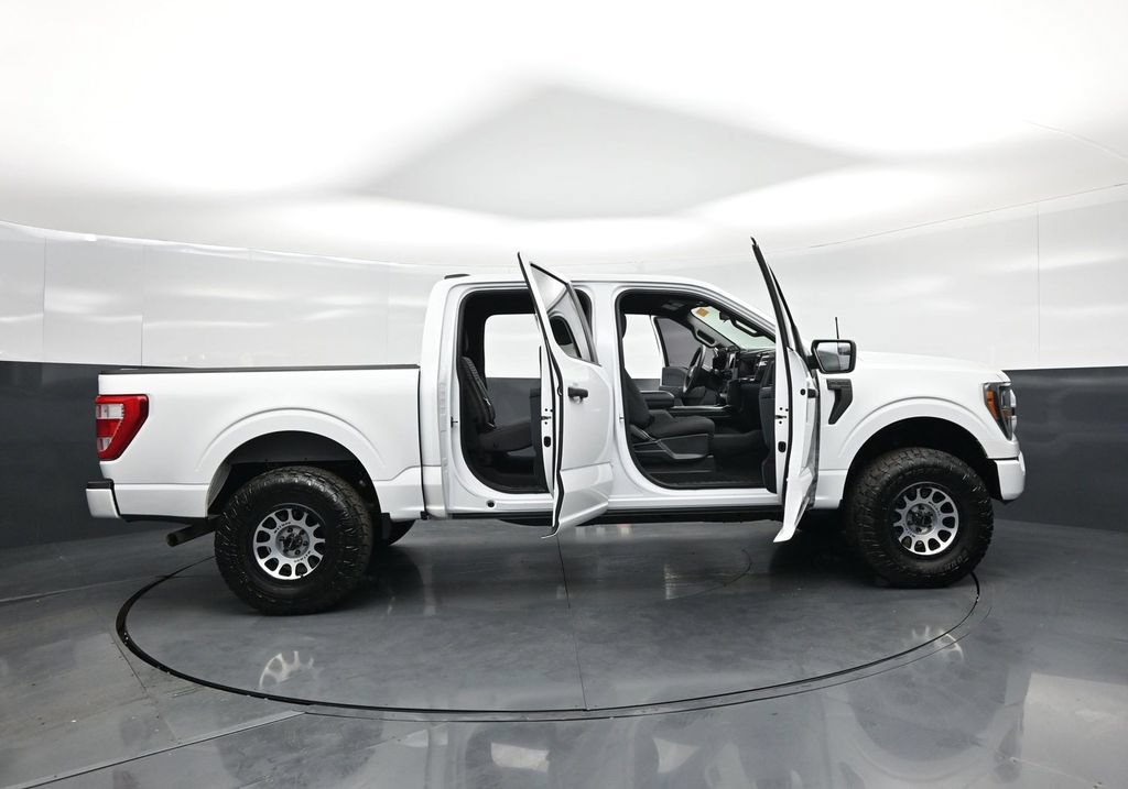 Used 2023 Ford F150 XL w/ STX Appearance Package RWD image 4