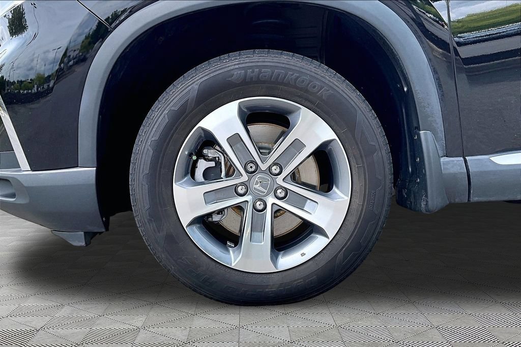 Used 2025 Honda Pilot EX-L image 24