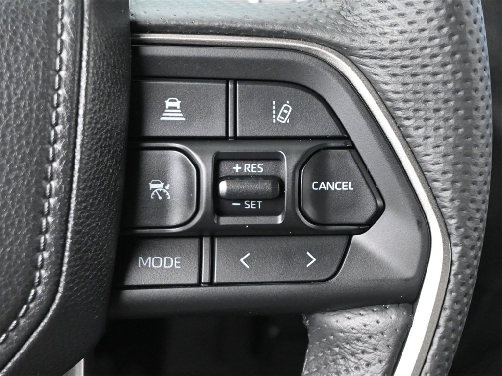 Used 2025 Toyota Tundra Limited image 9