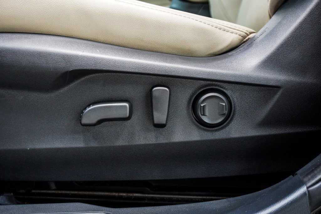 Used 2021 Subaru Legacy Limited w/ Popular Package #2 image 8