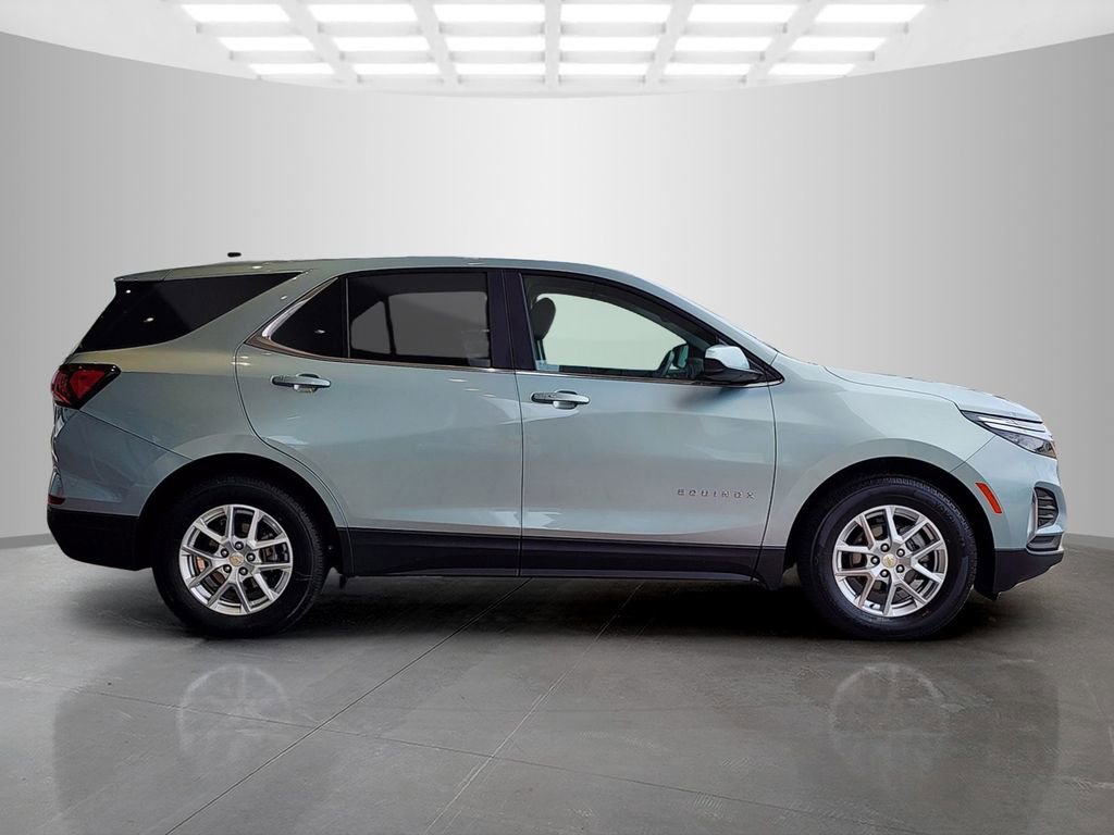 Used 2022 Chevrolet Equinox LT FWD image 3