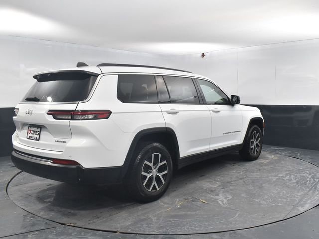 Used 2024 Jeep Grand Cherokee L Limited w/ Luxury Tech Group II image 9