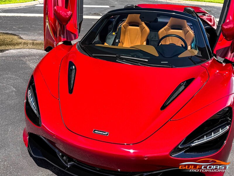 Used 2022 McLaren 720S Spider RWD image 4