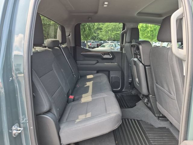 Used 2025 Chevrolet Silverado 1500 LT AWD/4WD image 29