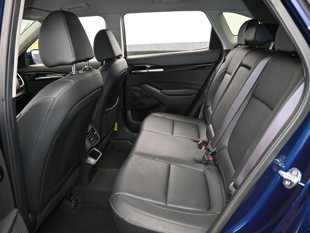 Used 2024 Kia Seltos EX image 32