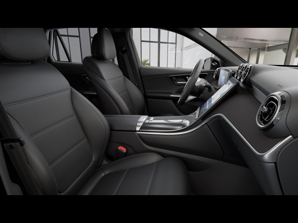 Certified 2026 Mercedes-Benz GLC 300 4MATIC image 39