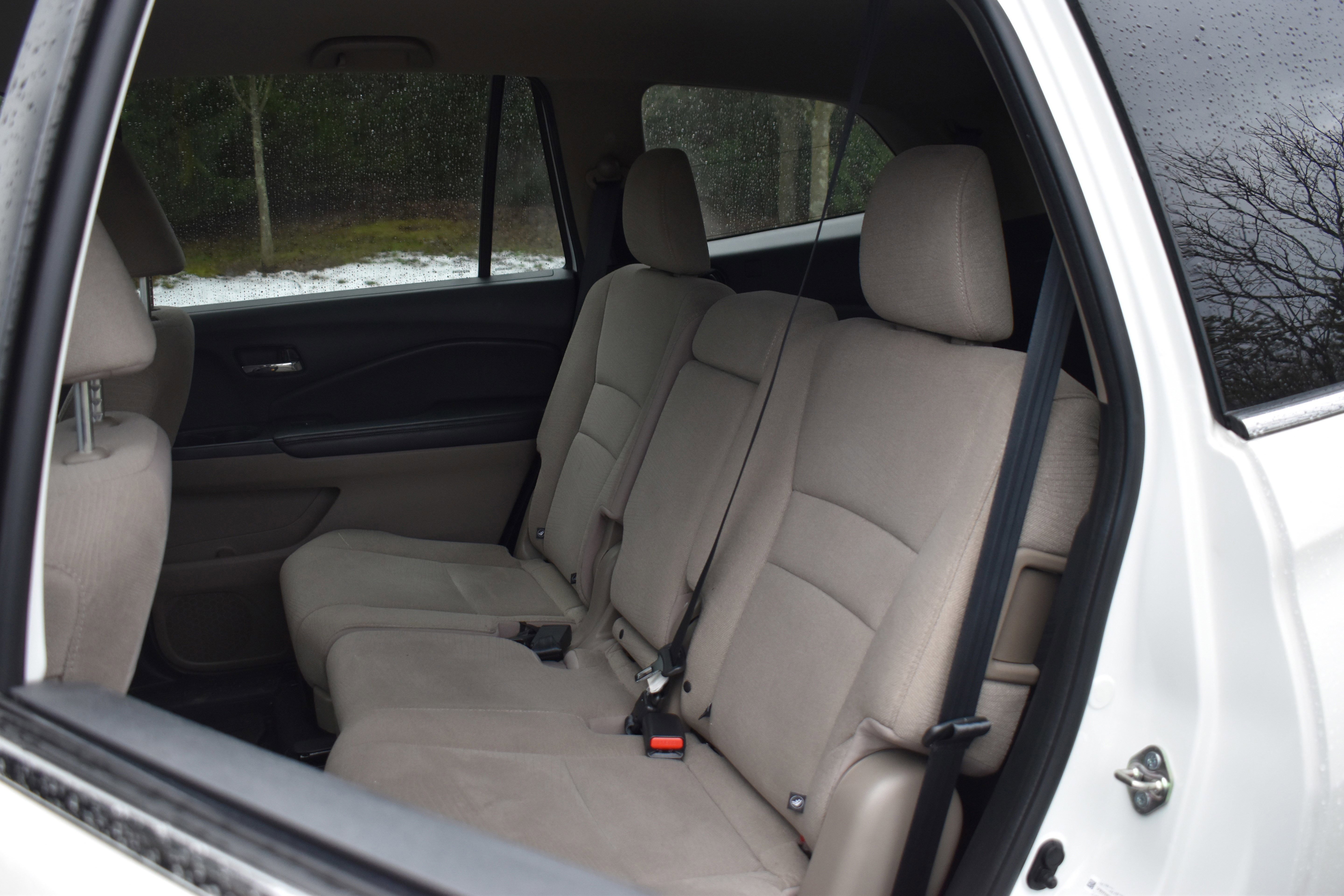 Used 2016 Honda Pilot EX image 4