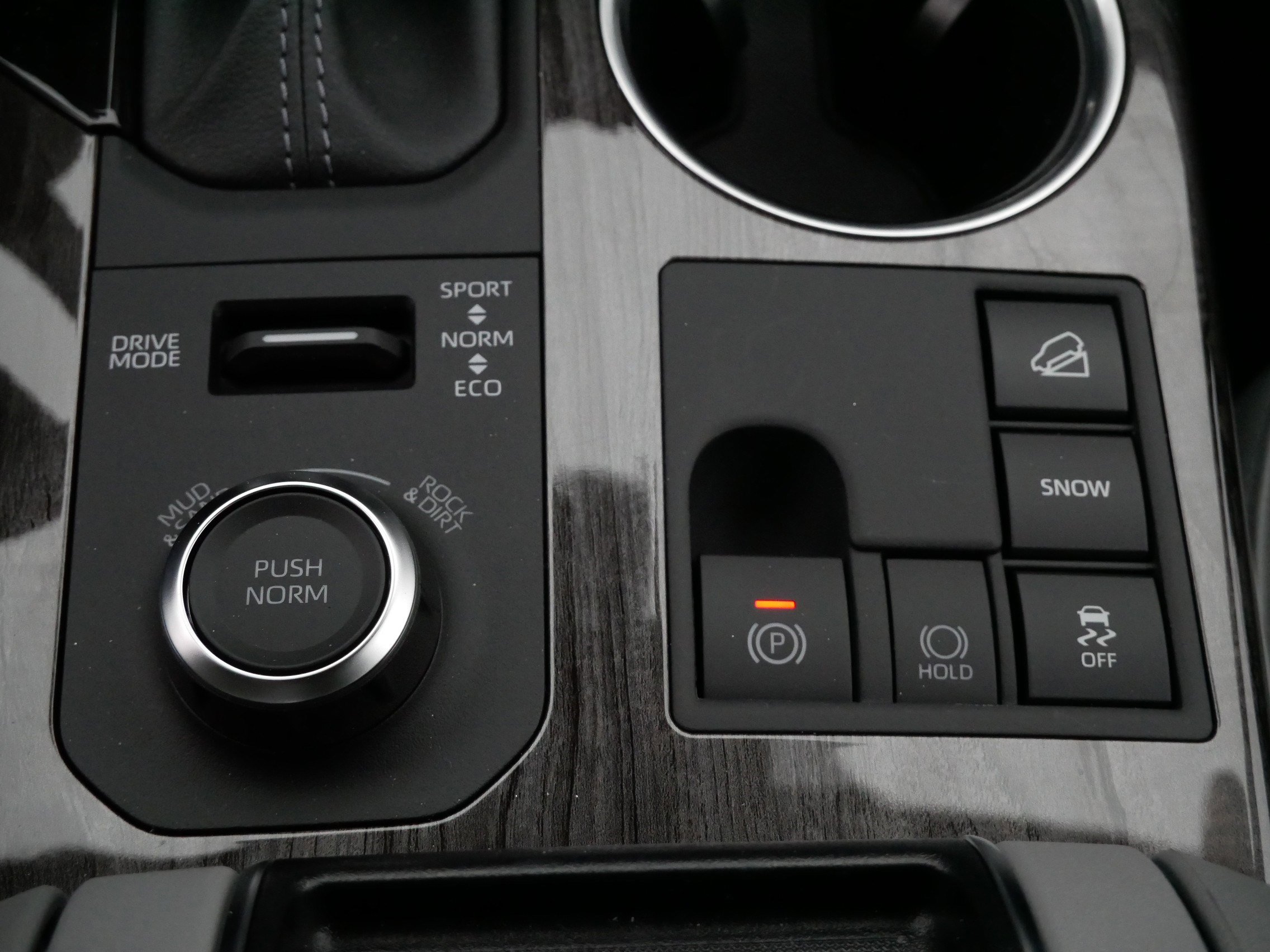 Certified 2026 Toyota Highlander Platinum image 25