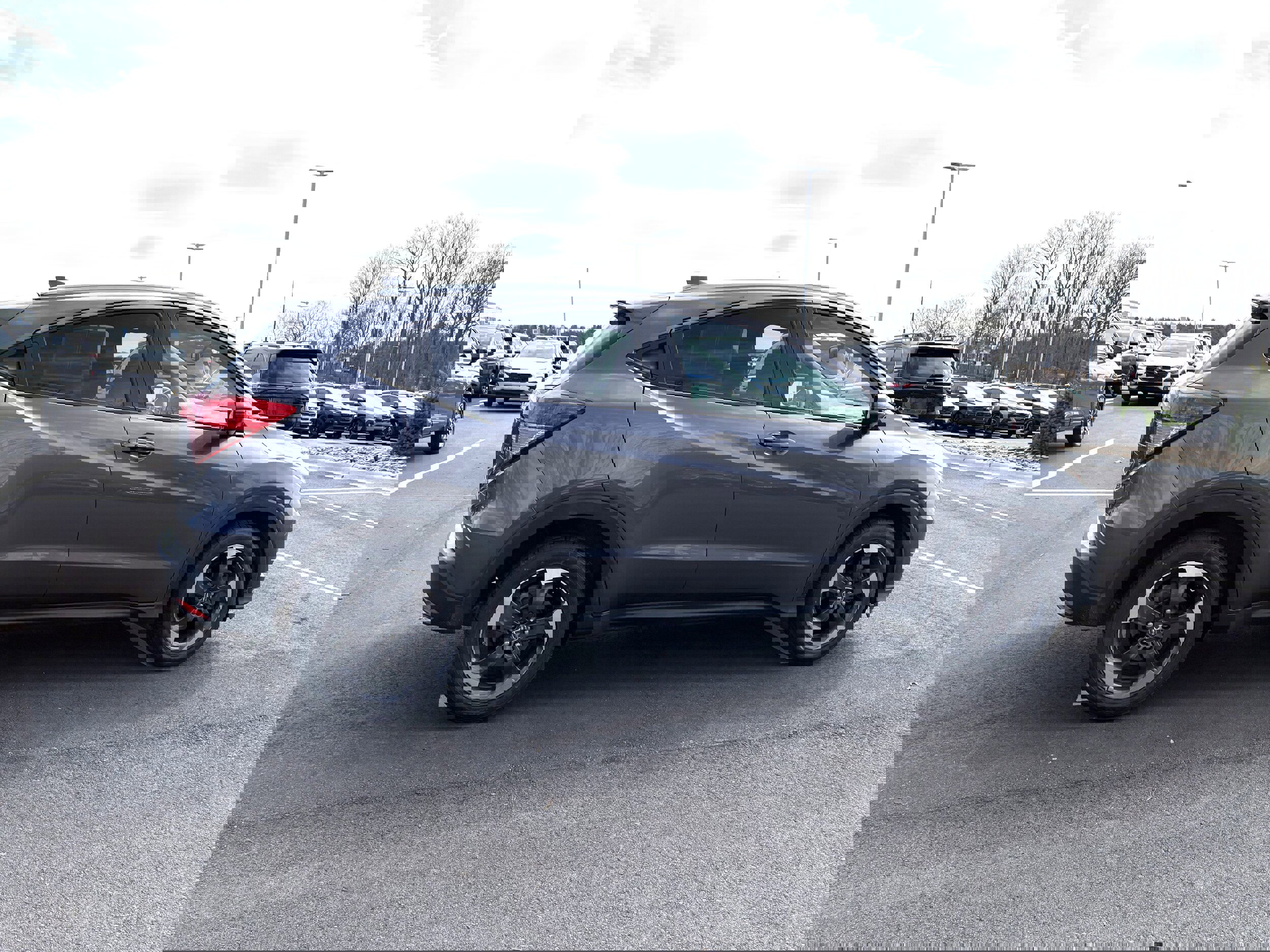 Used 2018 Honda HR-V EX-L image 8