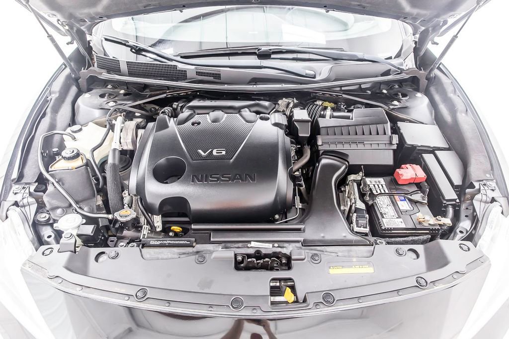 Used 2018 Nissan Maxima Platinum image 39