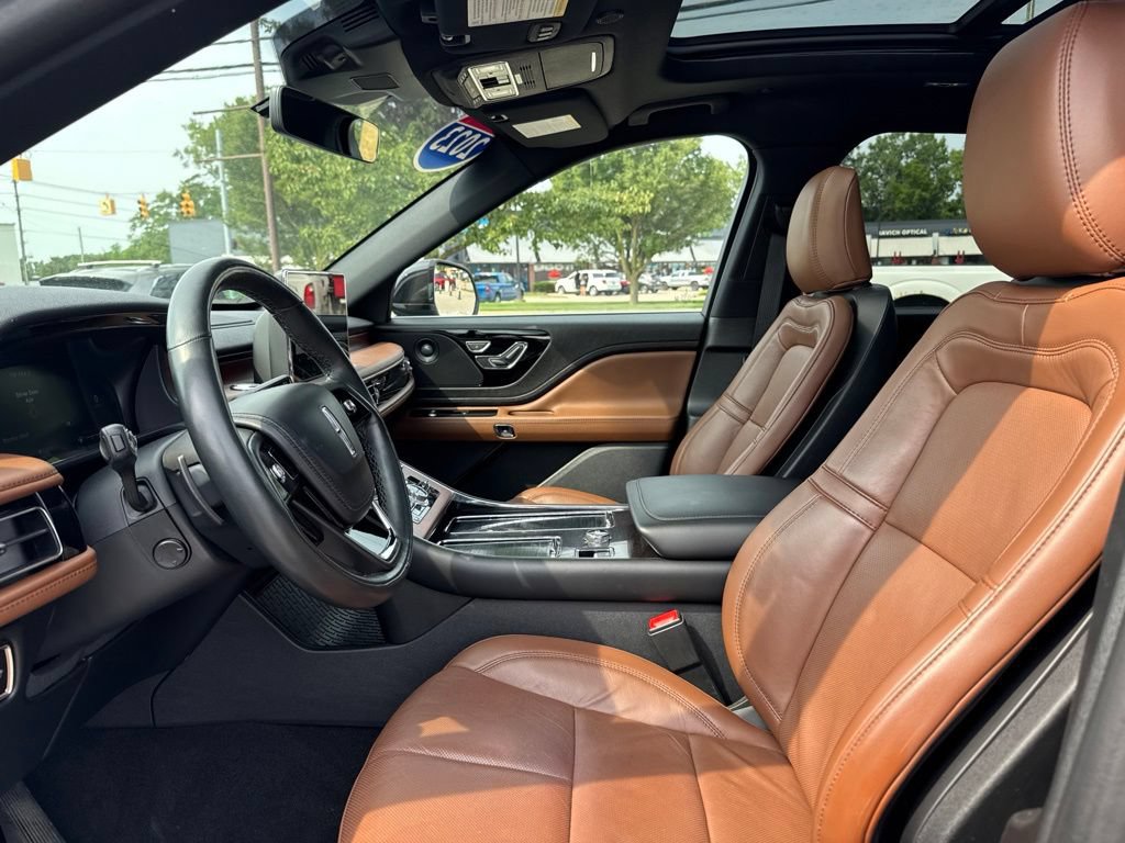 Certified 2023 Lincoln Aviator Reserve w/ Equipment Group 201A AWD/4WD image 9
