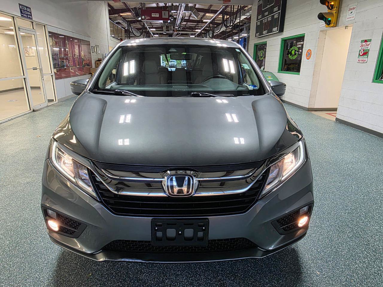 Used 2018 Honda Odyssey EX-L image 3