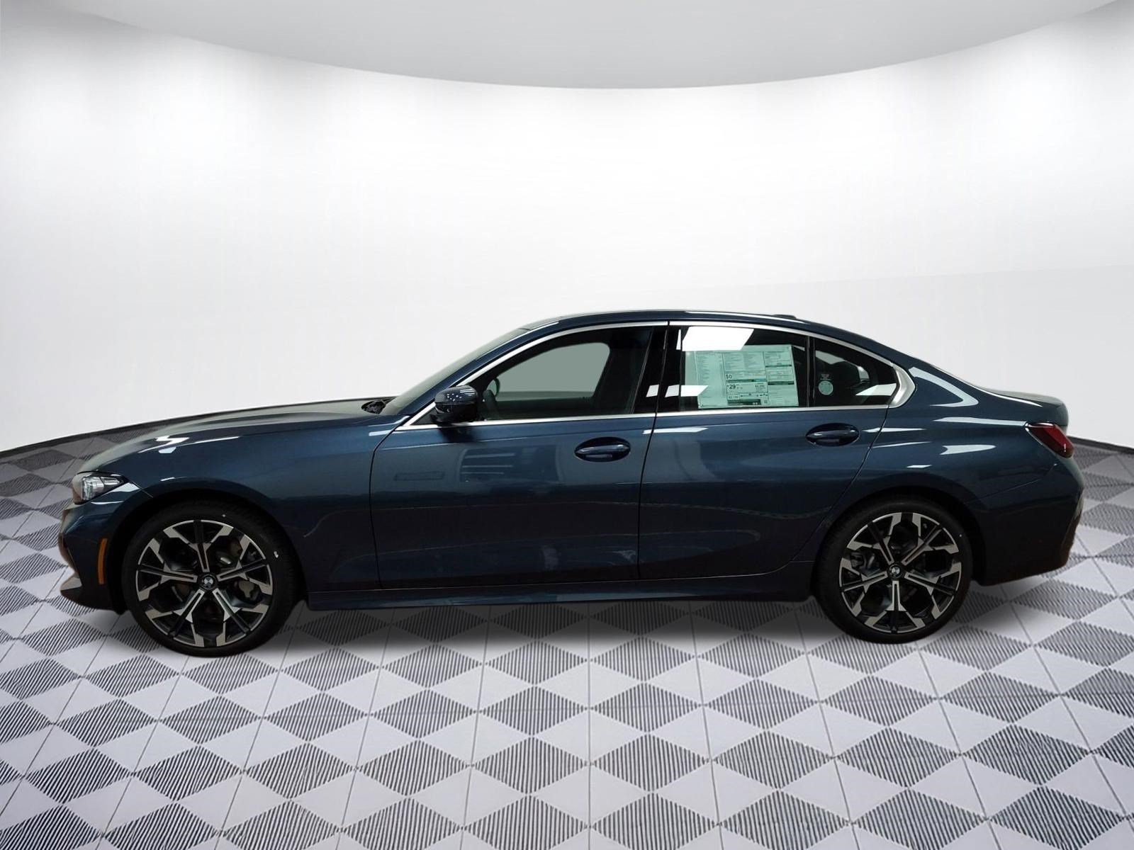 Used 2026 BMW 330i xDrive Sedan w/ Premium Package AWD/4WD image 2