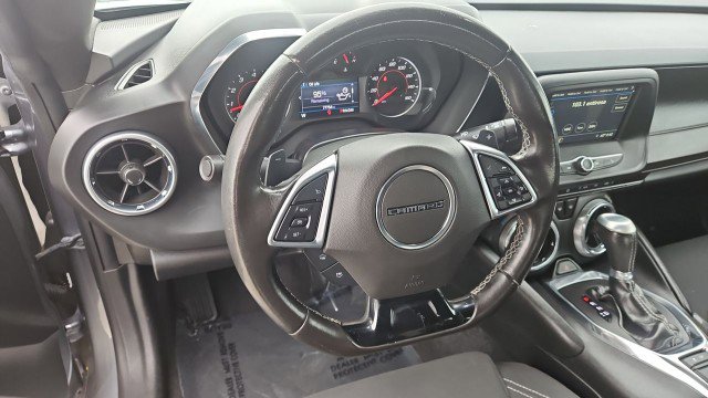 Used 2019 Chevrolet Camaro LT RWD image 11