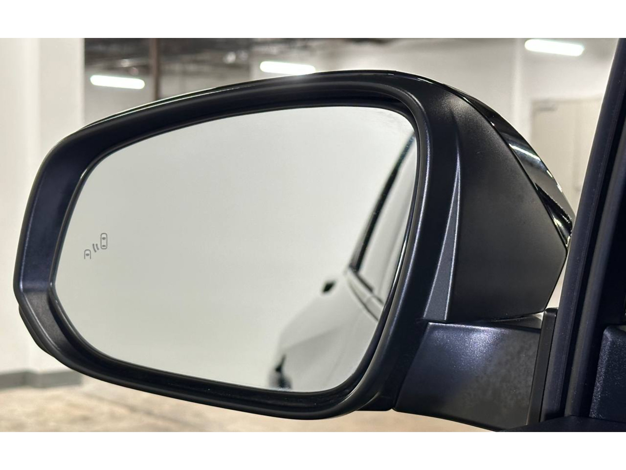 Used 2025 Toyota bZ4X AWD image 32