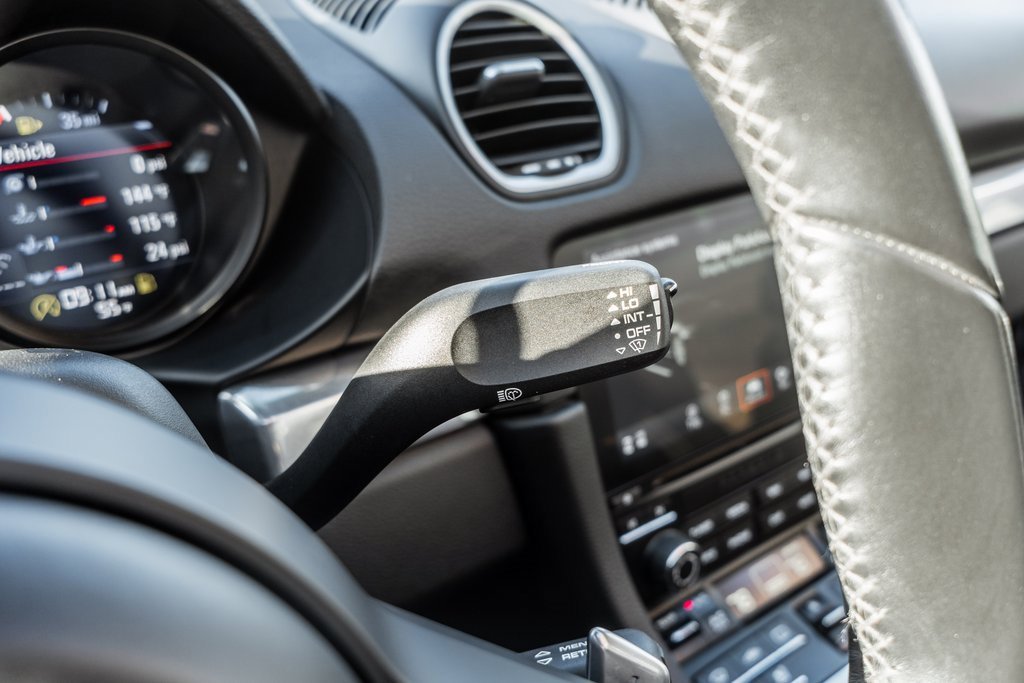 Used 2018 Porsche 718 Boxster GTS image 30