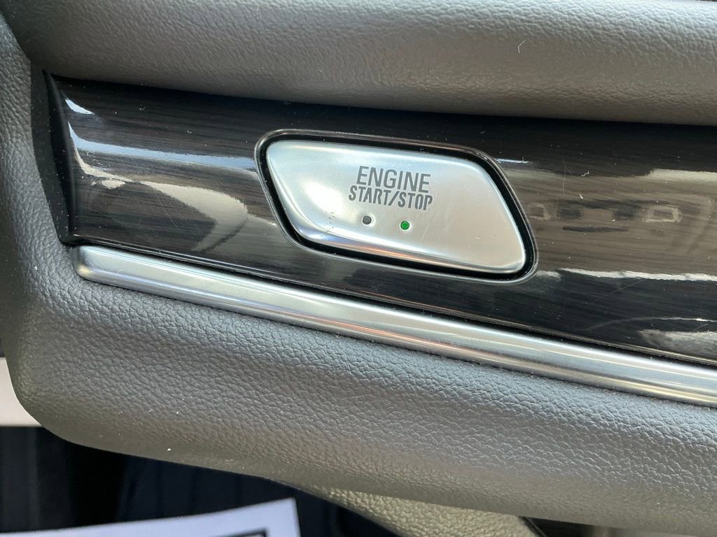 Used 2020 Buick Enclave Premium w/ Sun and Sites Package image 36