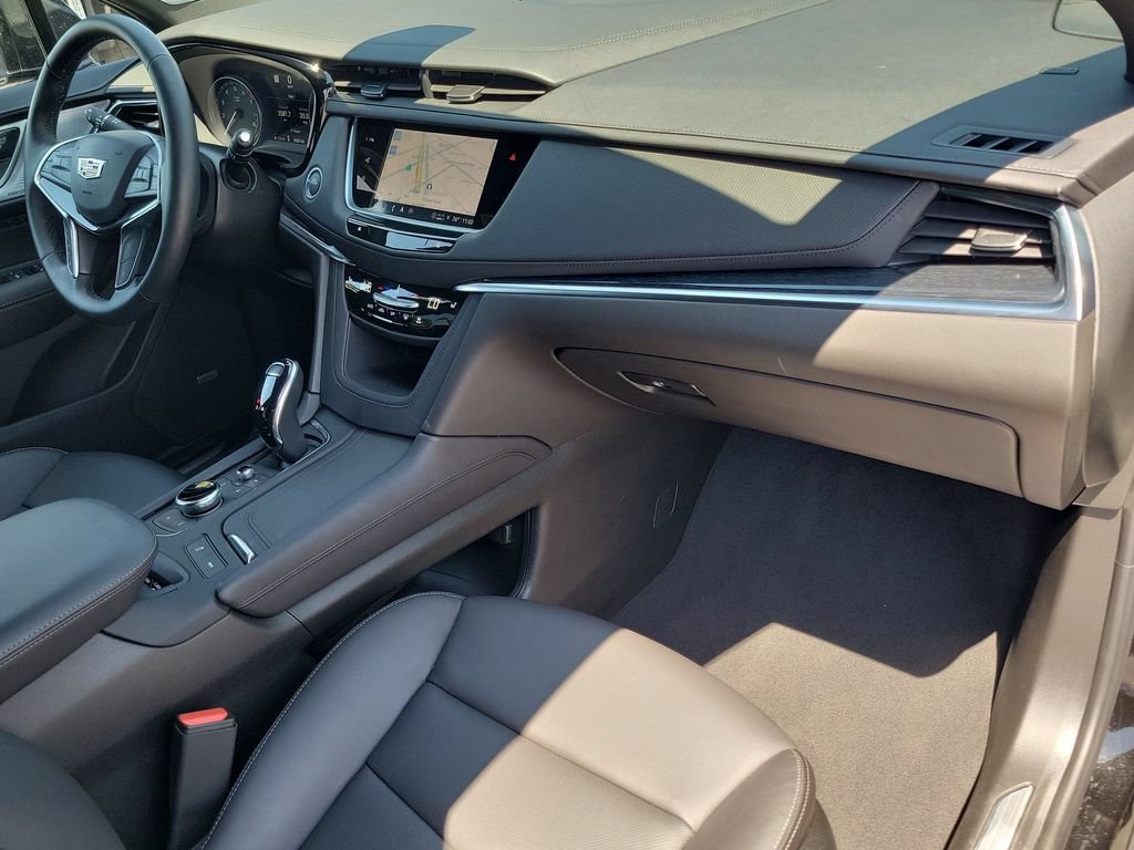 Used 2026 Cadillac XT5 Premium Luxury FWD image 29