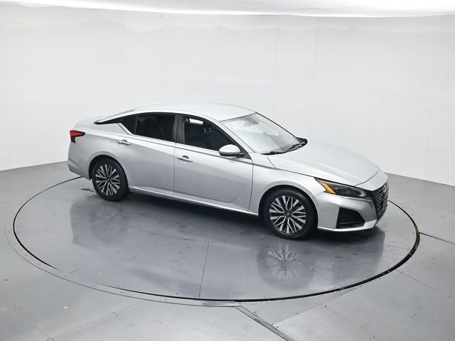 Used 2023 Nissan Altima 2.5 SV image 40