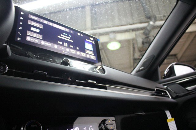 New 2026 Mitsubishi Outlander LE FWD image 12