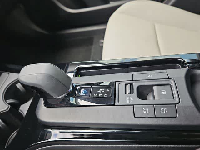 Certified 2024 Toyota Prius XLE AWD/4WD image 26