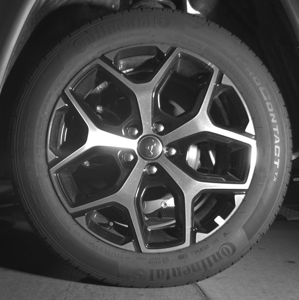 Used 2025 Jeep Compass Limited image 13