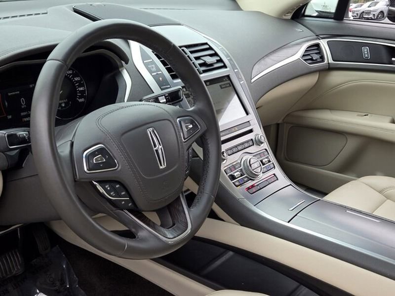 Used 2017 Lincoln MKZ Select w/ Select Plus Package image 11