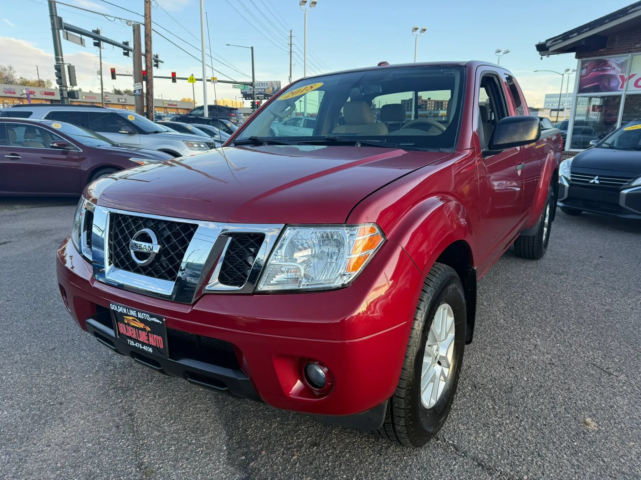 Used 2018 Nissan Frontier SV w/ Value Truck Package AWD/4WD image 4