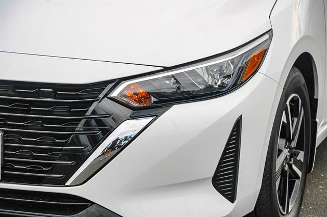 Used 2024 Nissan Sentra SV image 8