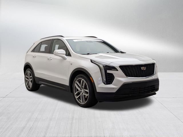 Certified 2023 Cadillac XT4 Sport w/ Cold Weather Package AWD/4WD image 3