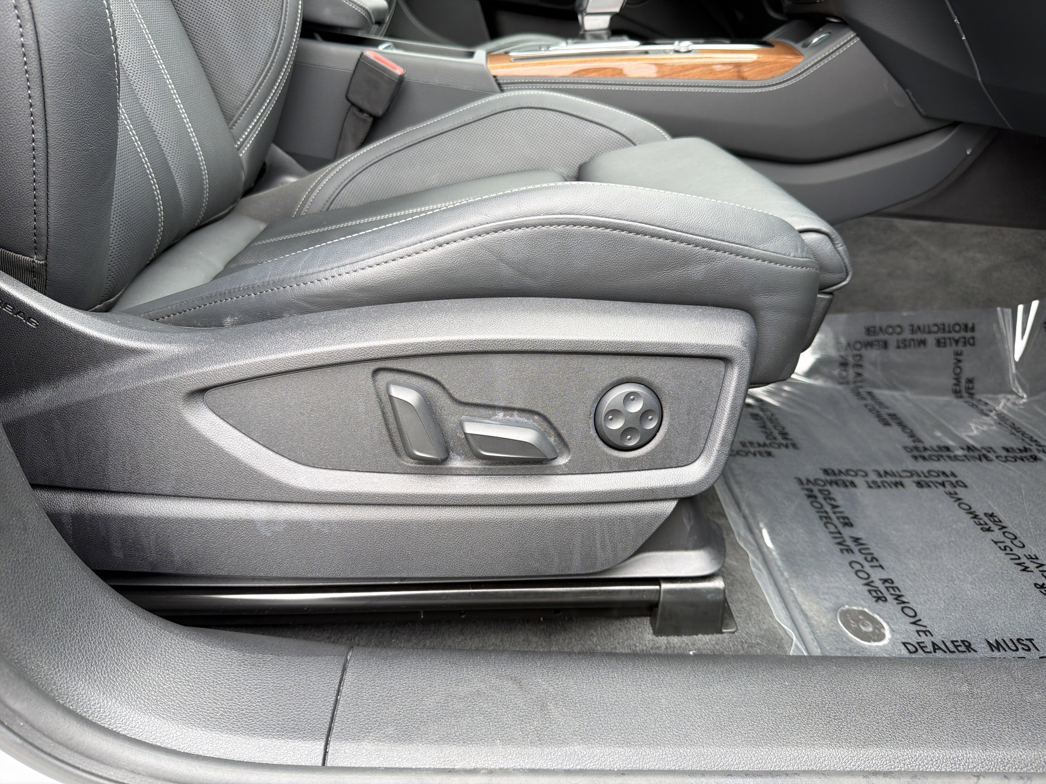 Used 2023 Audi Q5 2.0T Prestige w/ Prestige Package image 17