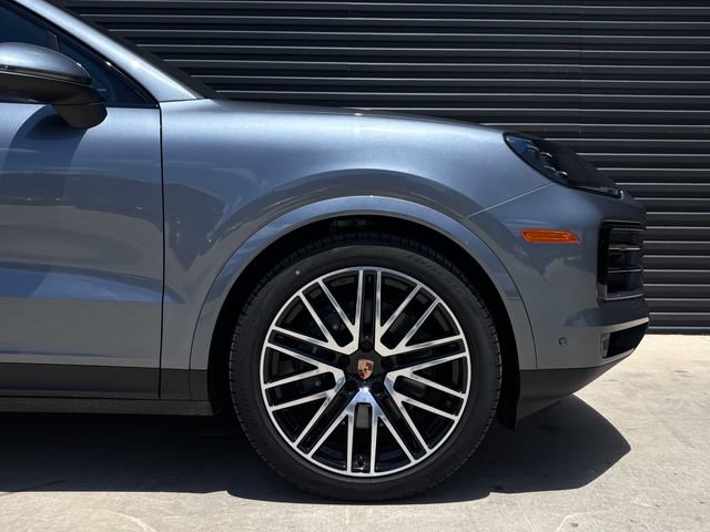 New 2026 Porsche Cayenne Coupe AWD/4WD image 11