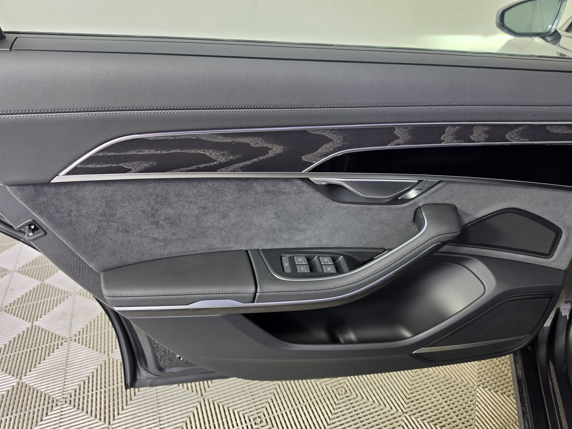 New 2026 Audi A8 L 3.0T AWD/4WD image 38