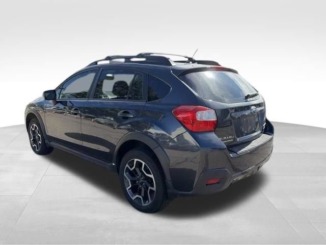 Used 2017 Subaru Crosstrek 2.0i Premium w/ Moonroof Package AWD/4WD image 8