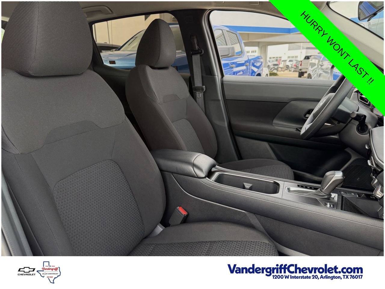 Used 2025 Nissan Kicks S FWD image 22