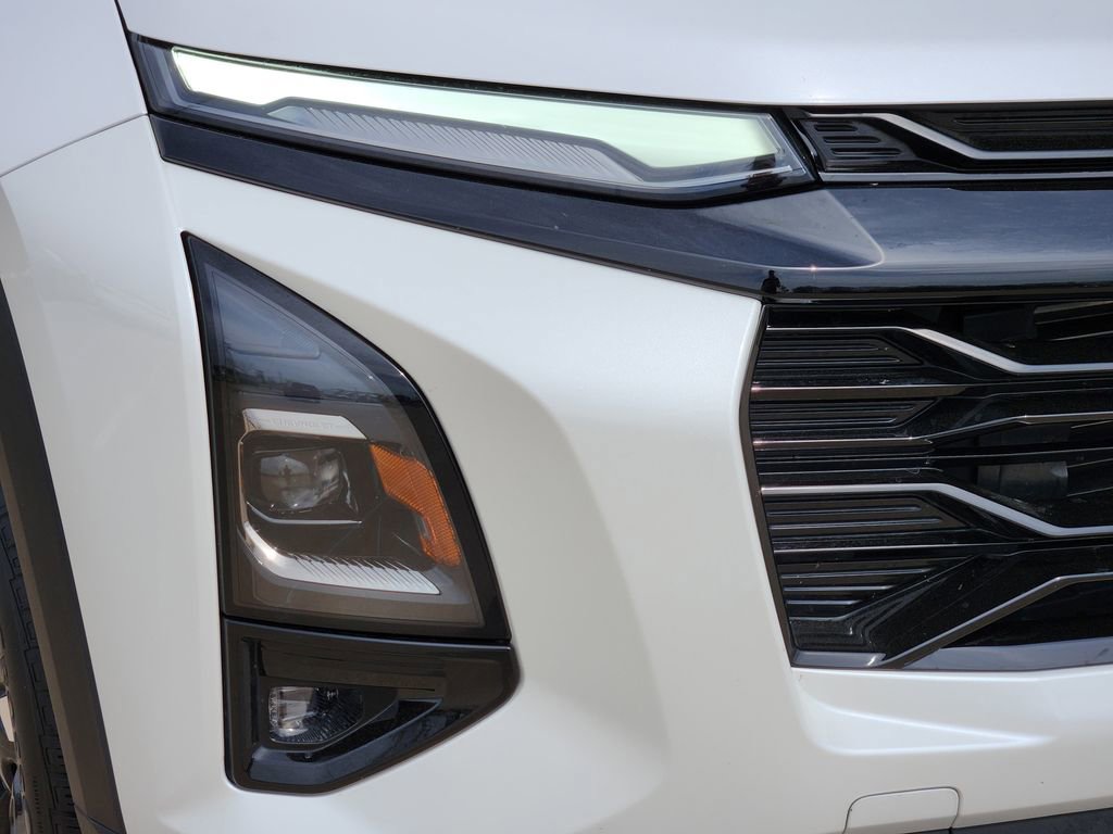 Used 2025 Chevrolet Equinox RS w/ Safety and Technology Package image 13