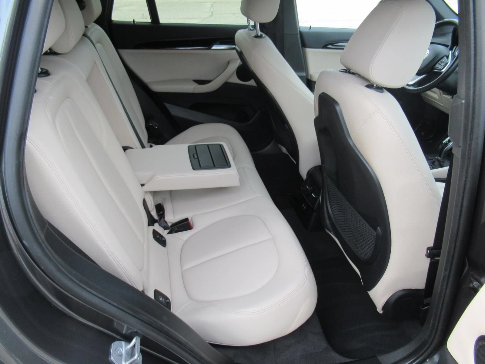 Used 2022 BMW X1 sDrive28i w/ Premium Package FWD image 31