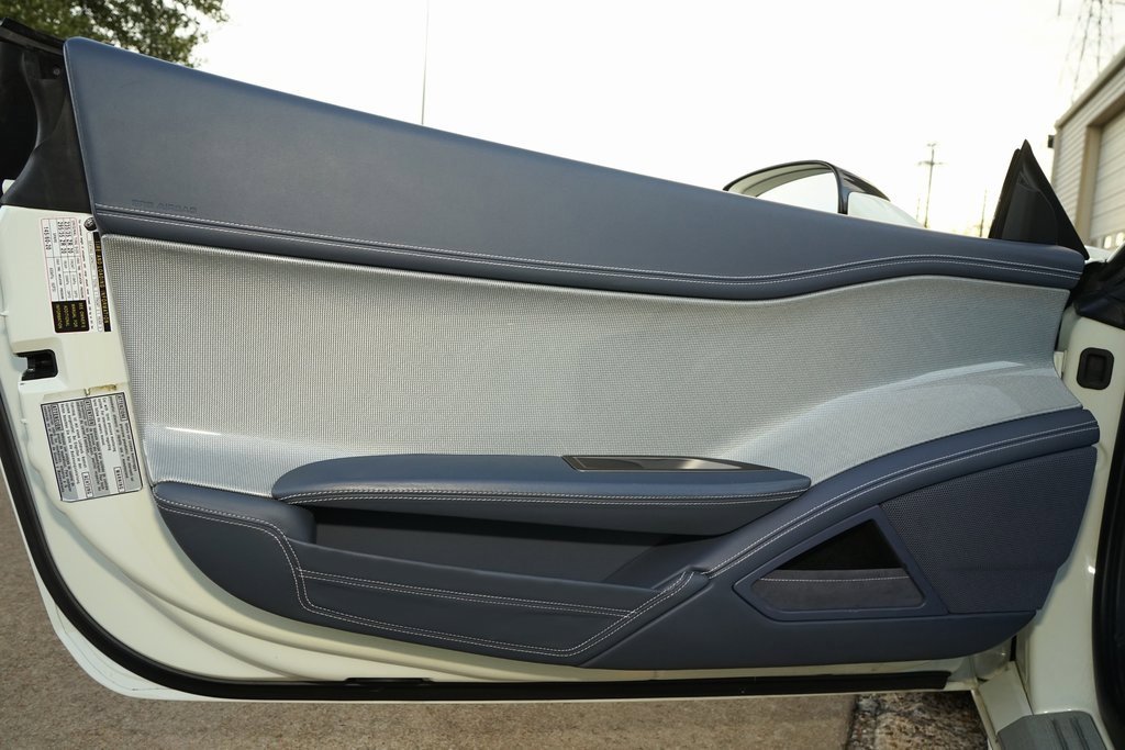 Used 2015 Ferrari 458 Spider image 21