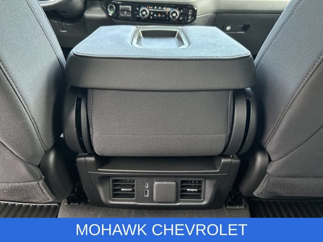 Used 2025 Chevrolet Silverado 1500 LT AWD/4WD image 21
