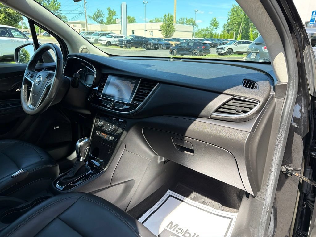 Used 2018 Buick Encore Premium w/ Experience Buick Package AWD/4WD image 12