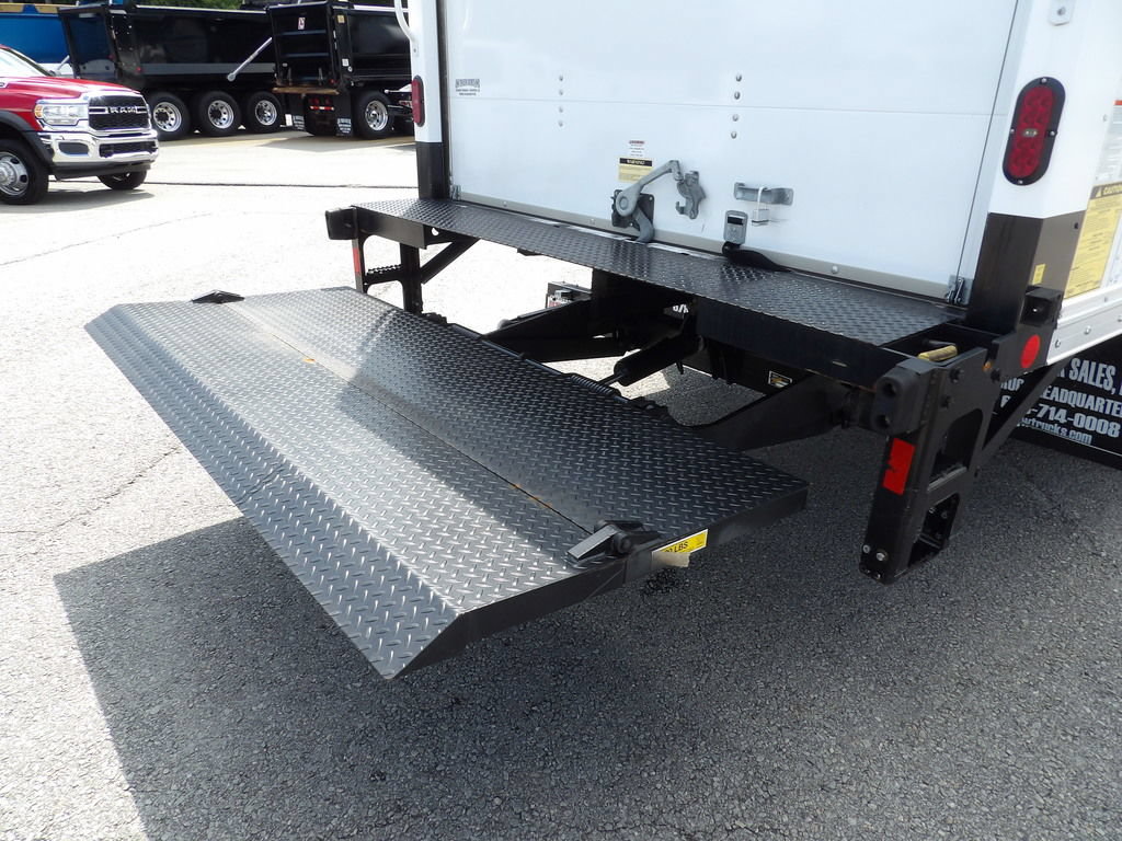 Used 2023 Ford E-450 and Econoline 450 Super Duty w/ Power Windows & Locks Group RWD image 38