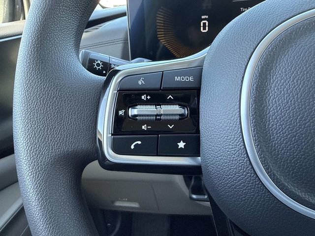 New 2026 Kia Carnival LX image 26