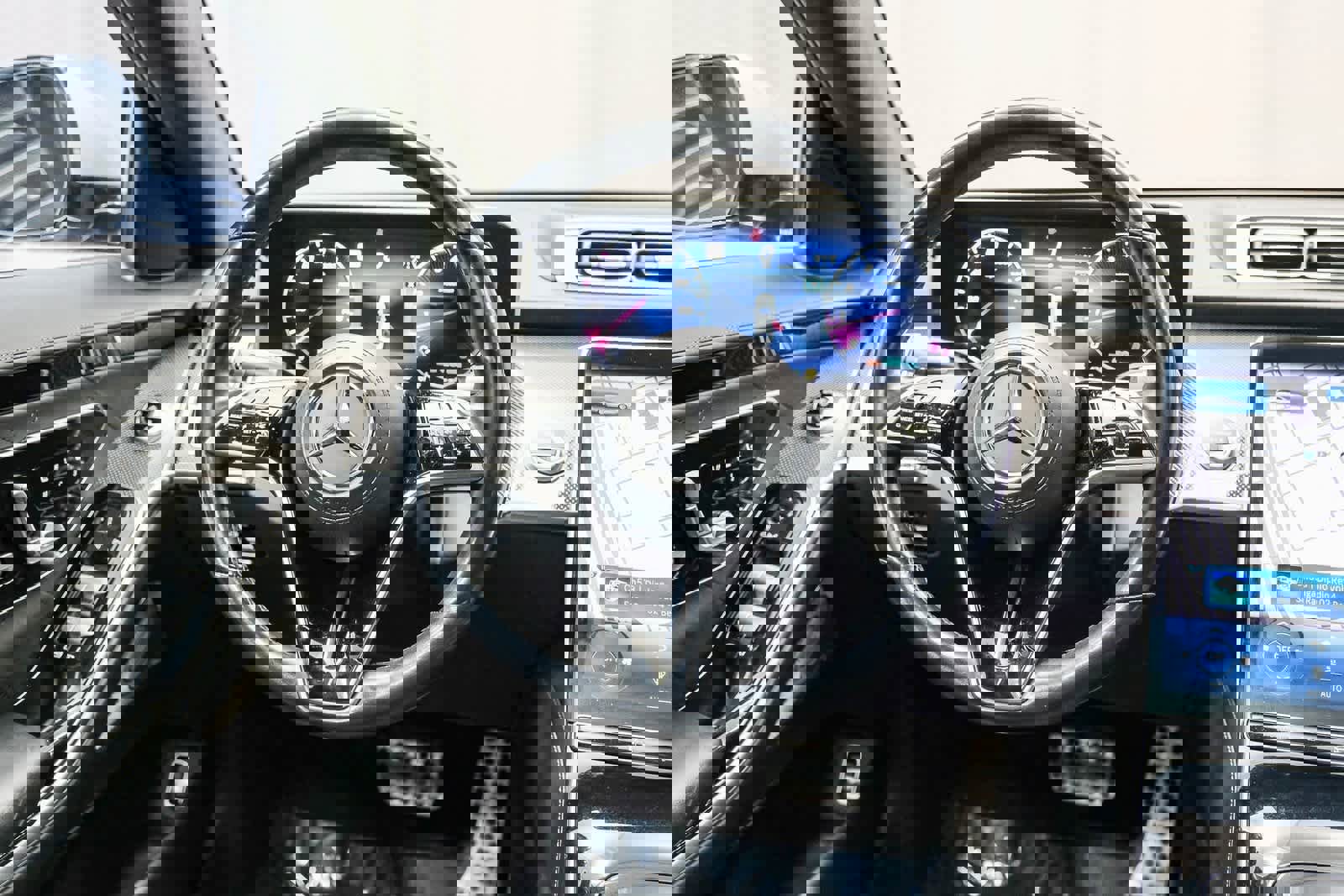 Certified 2022 Mercedes-Benz S 580 4MATIC Sedan image 15