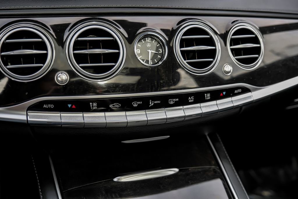 Used 2019 Mercedes-Benz S 560 4MATIC Sedan image 37